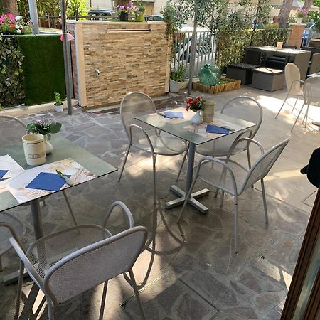 Hotel Abamar Ρίμινι Εξωτερικό φωτογραφία