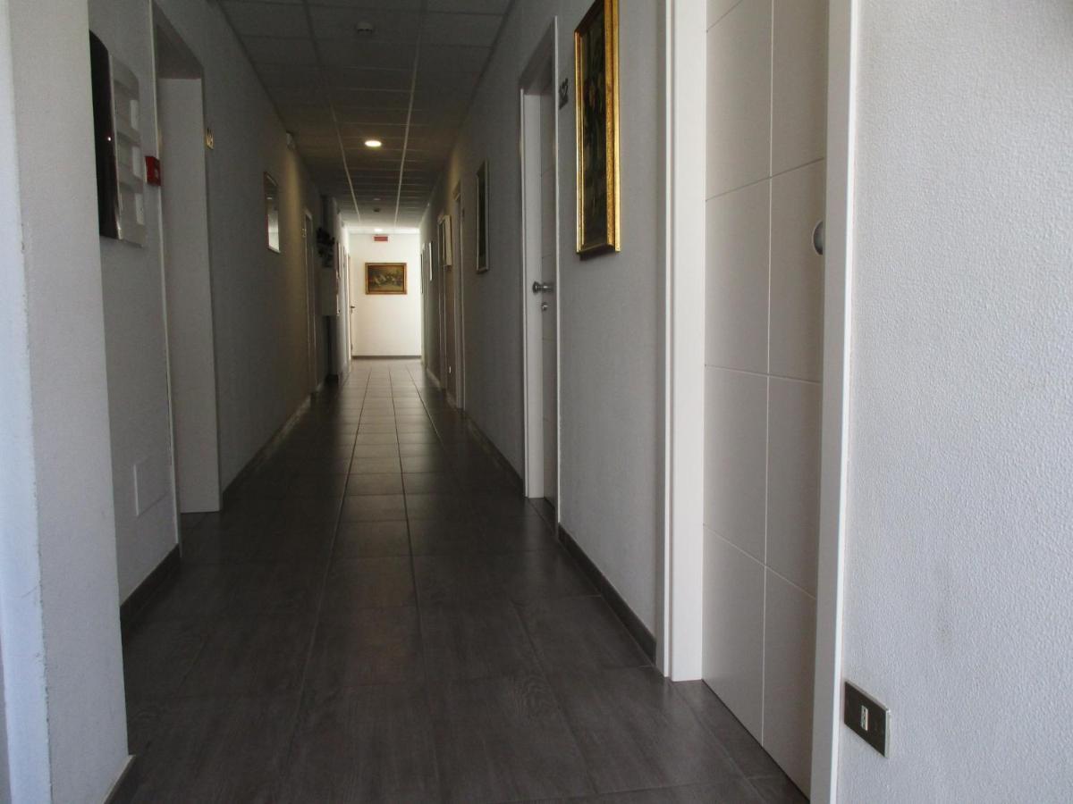 Hotel Abamar Ρίμινι Εξωτερικό φωτογραφία
