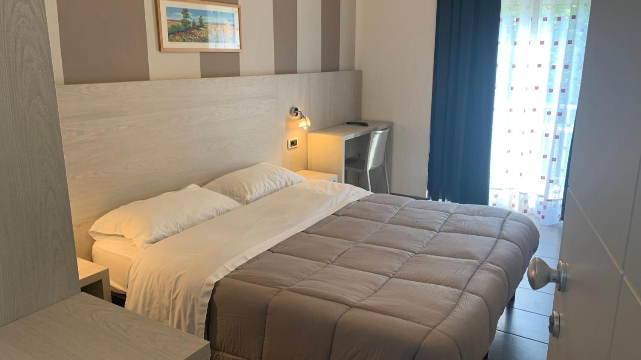 Hotel Abamar Ρίμινι Εξωτερικό φωτογραφία